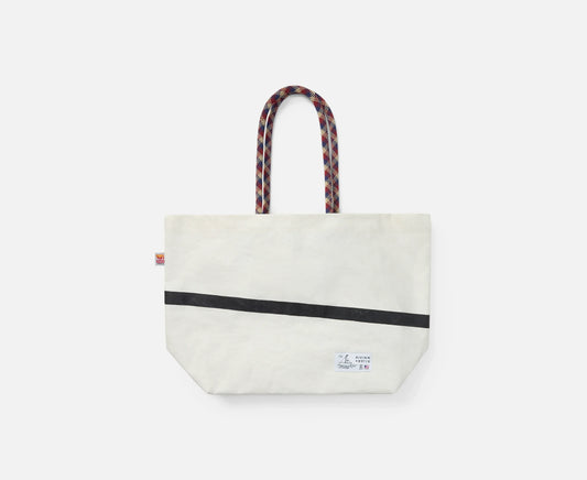 Rivian × Mafiabags コラボとは? 未来志向の2ブランドに共通する“自然との向き合い方”